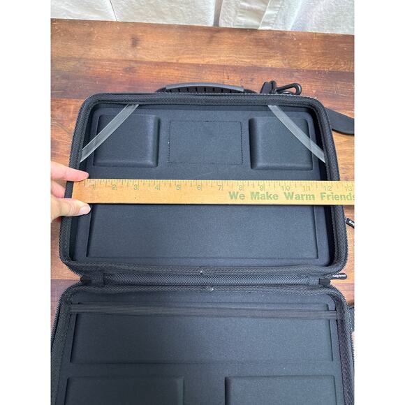 Bump Armor CB Slim Hard Shell Notebook Stay-In Carrying Case Max Size 11.6" - Picture 5 of 9